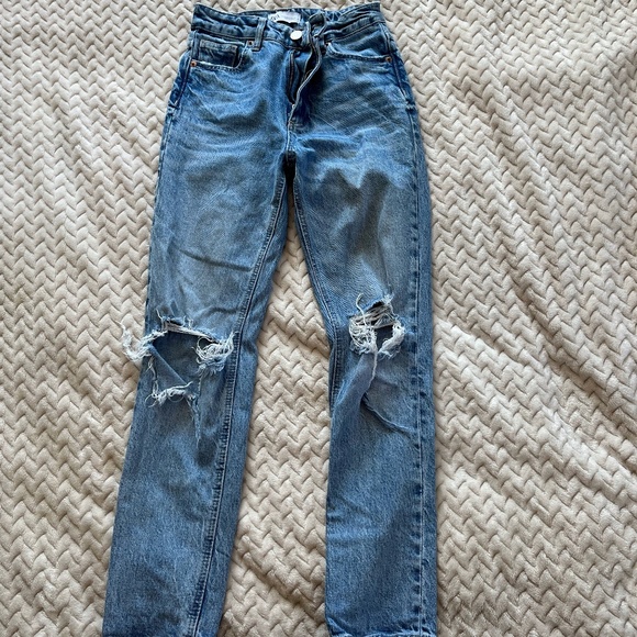 Zara jeans - Picture 1 of 2